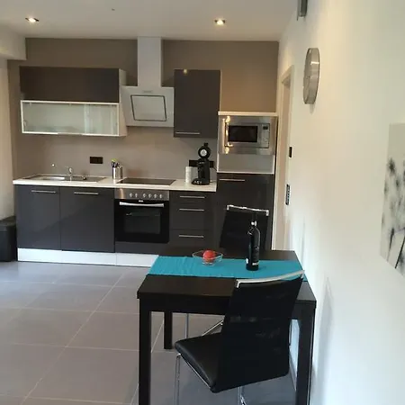 Superior-apartment Am Nurburgring 아파트